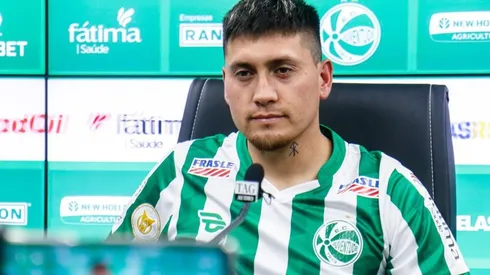 Nico Castillo en conferencia con el Juventude