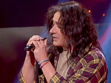 Repenning se luce una vez como Eddie Vedder en The Covers