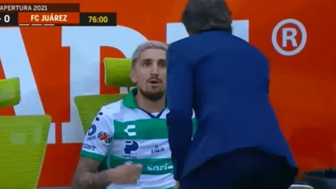 Valdés se enojó con el cambio de Almada y le reclamó con todo