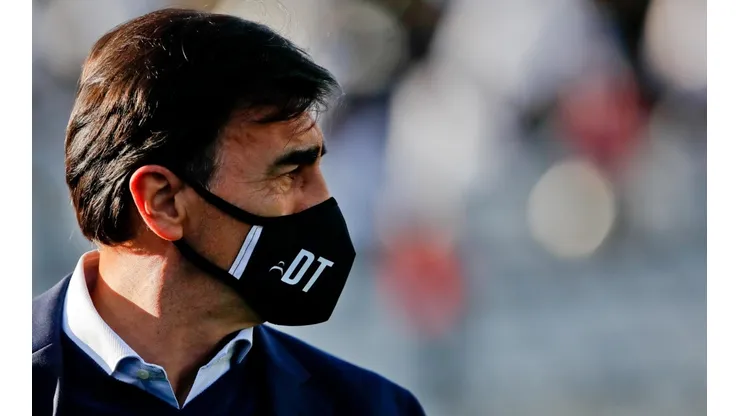 Gustavo Quinteros, nuevamente, apuró por lo que llama "reemplazos" en Colo Colo en vez de refuerzos.