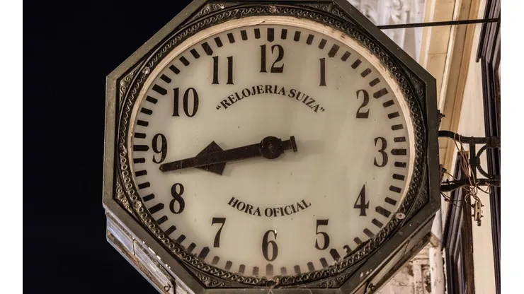 El 4 de septiembre los relojes se deberán adelantar una hora.