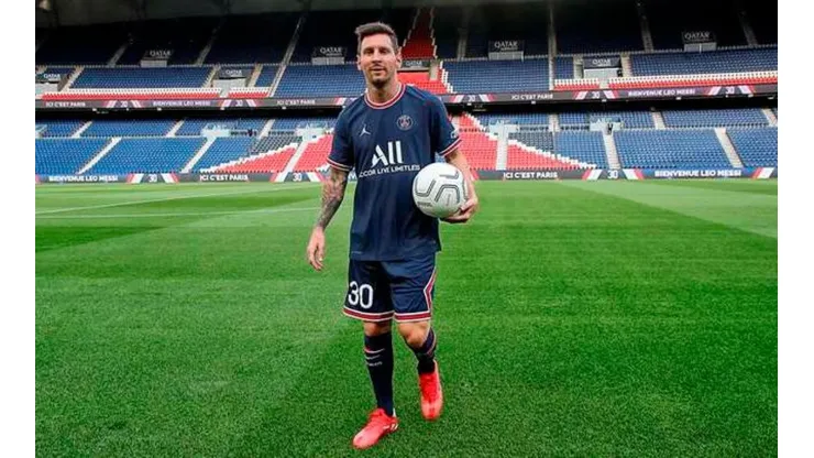 Messi es titular en el PSG este domingo en su estreno en Francia
