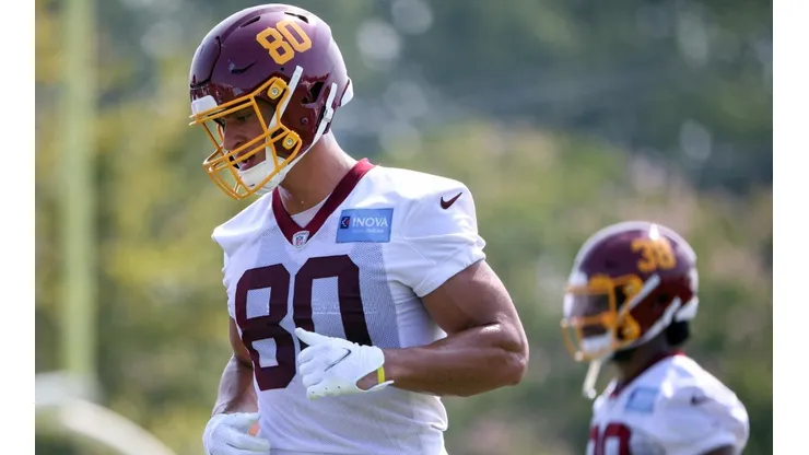 El chileno logró pasar el corte final y quedó entre los 53 jugadores oficiales del Washington Football Team.
