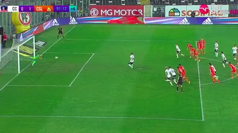 Leandro Requena atajó el penal de Iván Morales.