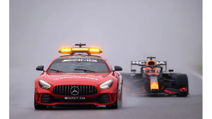 La lluvia y el safety car fueron los protagonistas del GP de Bélgica.