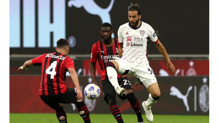 Cagliari consiguió un empate en su debut en la Serie A.