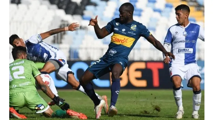 Everton venció por 2-1 en la primera rueda, en duelo jugado en el norte. (Foto: Agencia Uno).