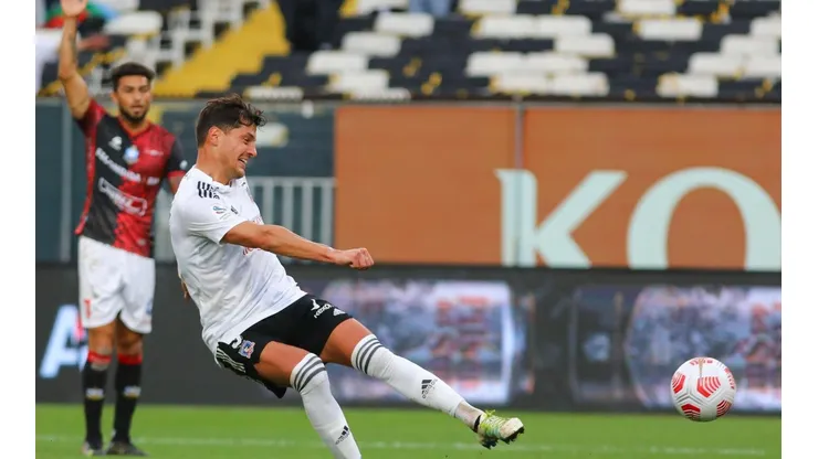Miiko Albornoz espera volver a la selección chilena.