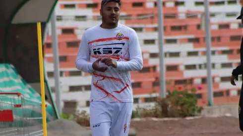 Juan Carlos Gaete entrenando en Cobresal. | Foto: @ClubdepCobresal