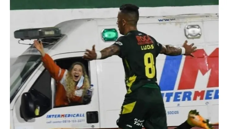 Lucas Barrios protagonizó uno de los fotones de la temporada