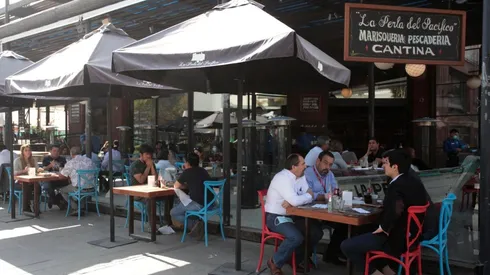 Revisa el aforo permitido en el comercio en Fase 4