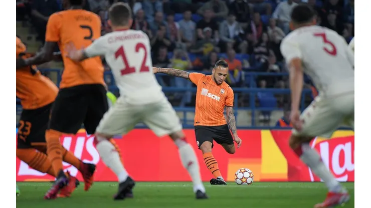 Guillermo Maripán disputó los 90 minutos en la ida ente Monaco y Shakhtar.