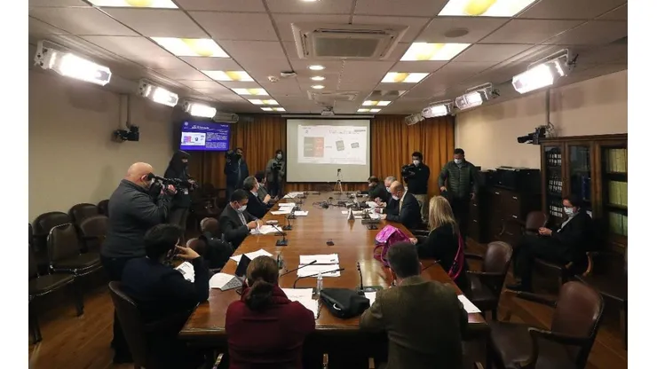 Los parlamentarios ya revisaron los proyectos y ahora solo queda votar por su aprobación o rechazo.