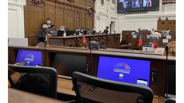 ¿Hasta cuándo las comisiones pueden presentar propuestas de reglamento?