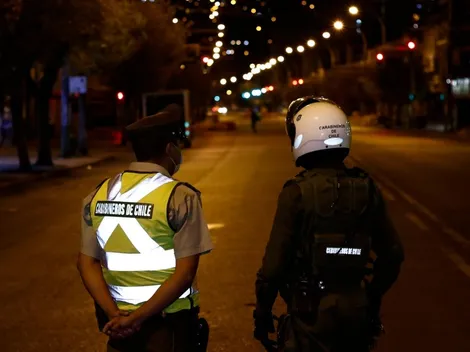 ¿Cuántas personas faltan para que Santiago tenga toque de queda a las 12?