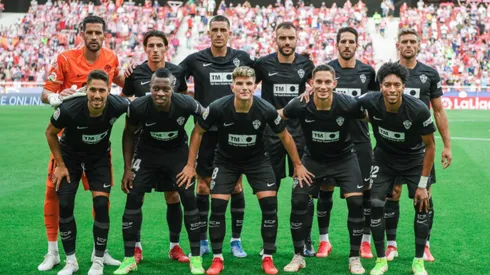 Enzo Roco sigue siendo titular en Elche