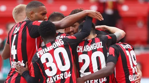 Aránguiz festejó junto al Leverkusen en la Bundesliga.