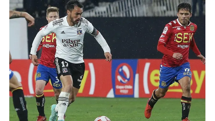 Suazo se lesionó ante Unión Española
