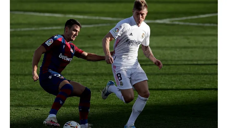 El Levante viene de igualar ante el Cádiz de Tomás Alarcón.