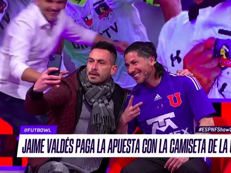 Jaime Valdés se pone la camiseta de la U y Pinilla estalla