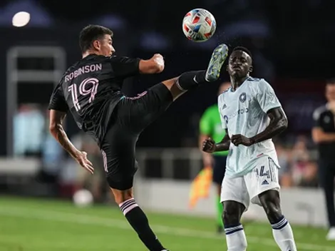 Chileno Robbie Robinson marca un golazo en la MLS