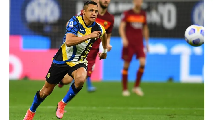 Alexis Sánchez es aguardado con ansias en Milán, para saber cuándo podrá sumarse al Inter y la selección chilena