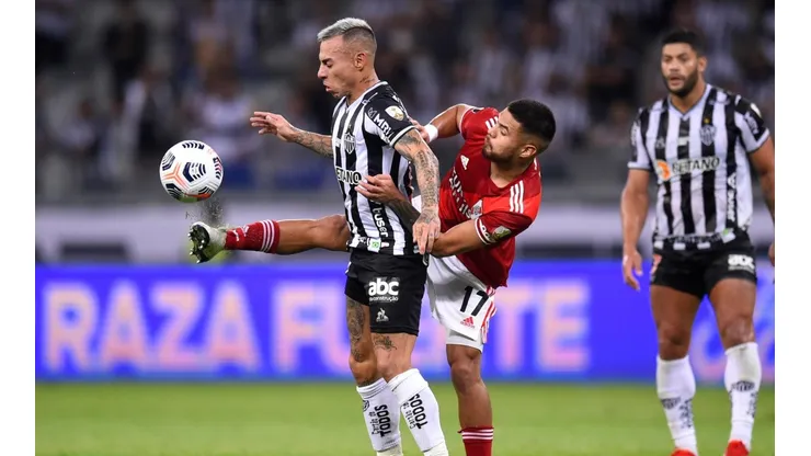 Edu y Paulo se enfrentaron anoche por Copa Libertadores.