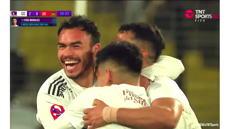 Los albos celebran en Macul