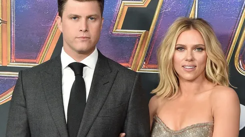Scarlett Johansson y Colin Jost en la premiere de Avengers: Infinity War, en 2018.