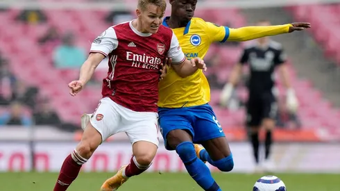 Martin Odegaard seguirá su carrera en el Arsenal por cinco temporadas.