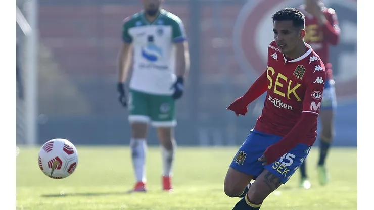 Joe Abrigo se va de Unión Española y está a detalles de firmar con Ñublense