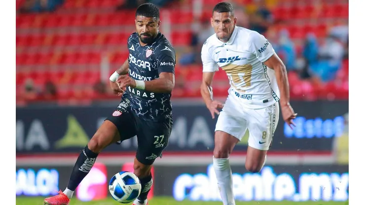 Aguirre se mandó un golazo en México