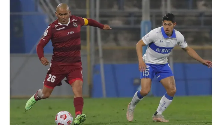Humberto Suazo reafirma su compromiso con Deportes La Serena.