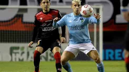 Arancibia es acusado de golpear al juez asistente Fabián Aedo.