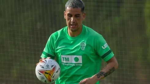 Roco salió con molestias ante el Bilbao, pero el DT de Elche descartó una lesión.