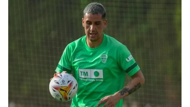 Roco salió con molestias ante el Bilbao, pero el DT de Elche descartó una lesión.