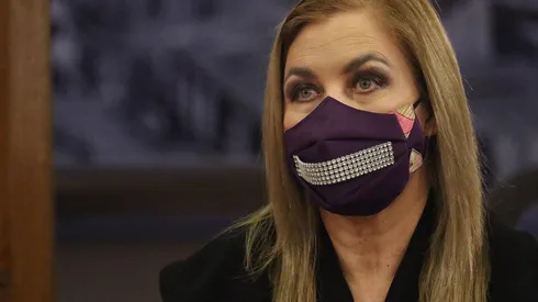 Pamela Jiles apunta al Presidente por estallido social: “el resto de la vida de Piñera será una ida a tribunales por las violaciones de DDHH”.