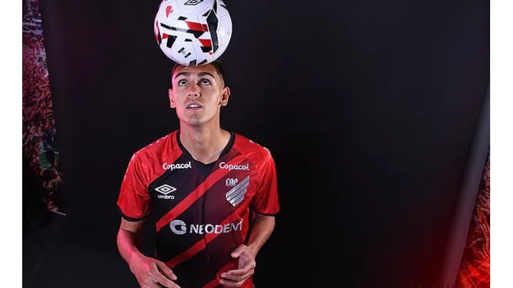 Fasson deja Deportes La Serena después de 18 meses para firmar con Athletico Paranaense