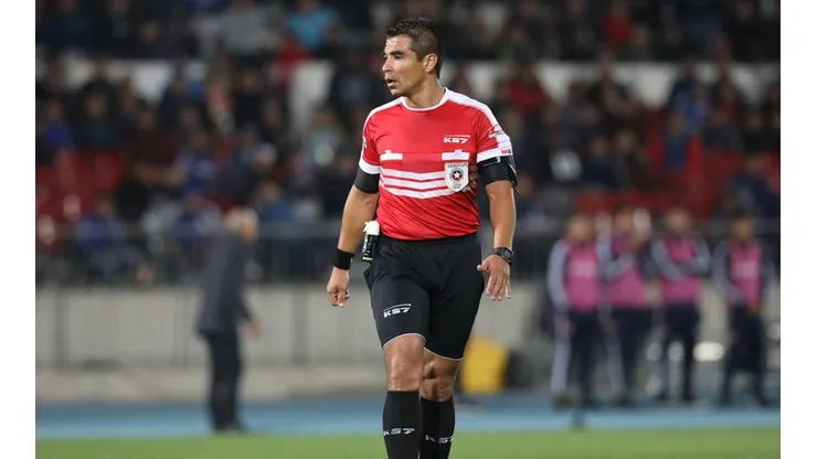 José Cabero será el árbitro del duelo entre Colo Colo y Unión Española