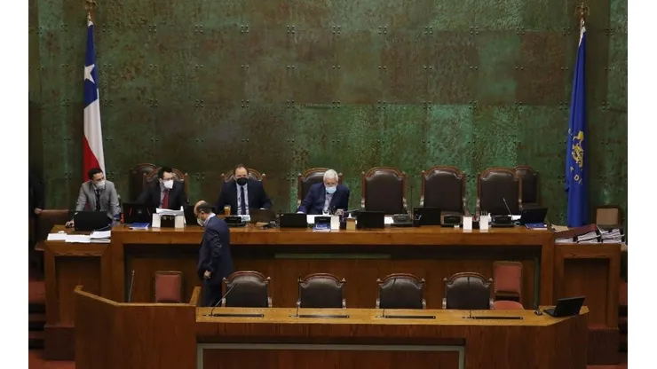 La cámara de diputados debe aprobar o rechazar los proyectos.