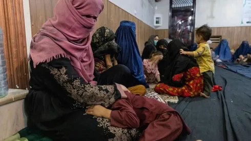 Chile albergará a mujeres líderes de organizaciones DDHH evacuadas de Afganistán