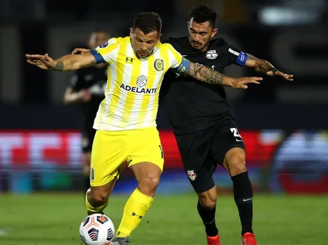 Golazo de mitad de Bragantino elimina a Rosario Central