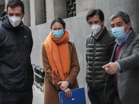 Veintena de alcaldes de la RM mandan carta al Minsal para felixibilizar proceso de vacunación en sus comunas