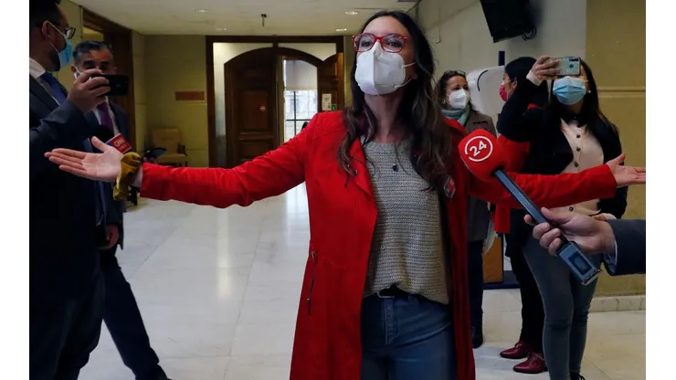 Camila Vallejo no competirá en las elecciones parlamentarias