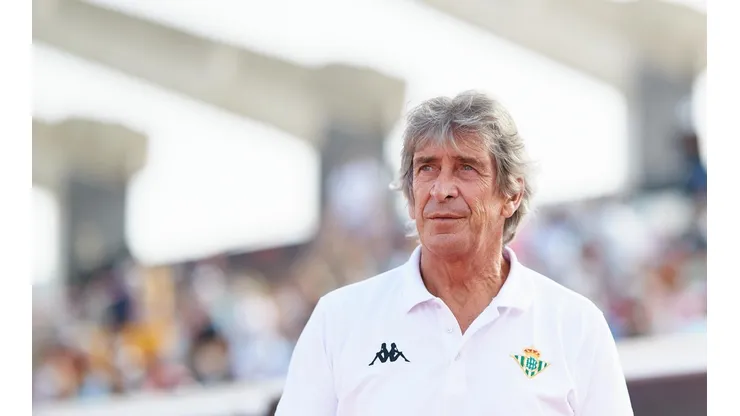 Manuel Pellegrini fue bien valorado por los encuestados.