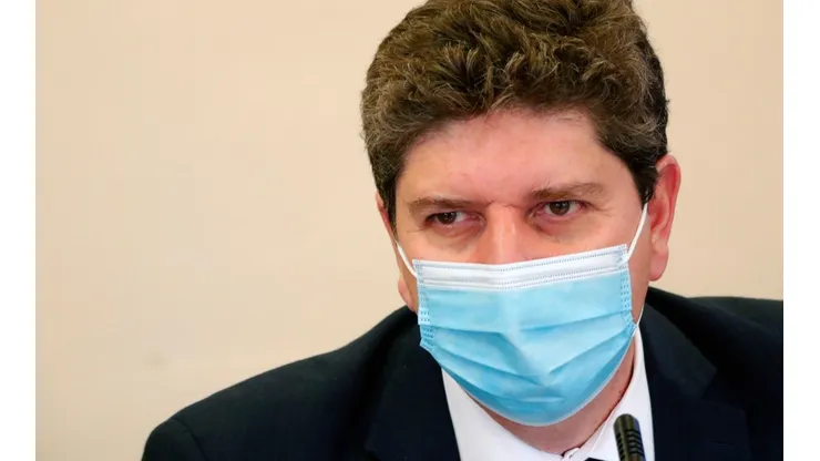 Ministro Cerda critica al cuarto retiro: "No se ve justificación, salvo un proceso eleccionario"