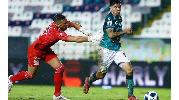 Víctor Dávila marcó su gol durante el segundo tiempo.