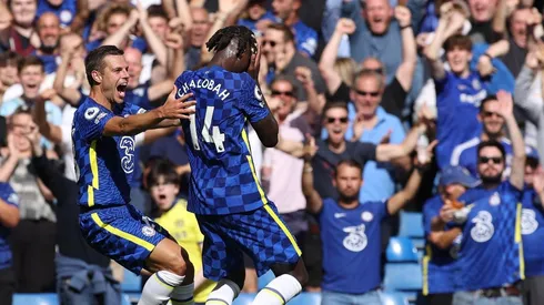 Mientras todos festejaban, Trevoh Chalobah se emociona por su gol.