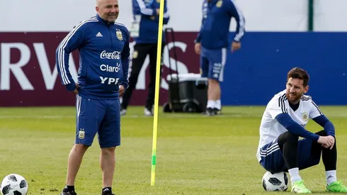 Jorge Sampaoli "lamentó" el fichaje de Lionel Messi en PSG.