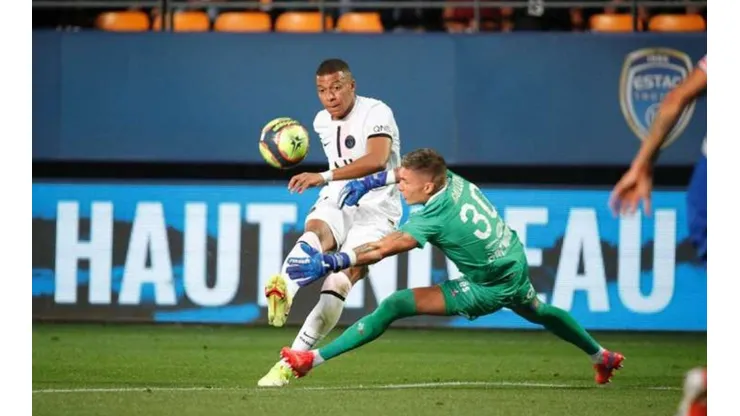 Kylian Mbappé aún no asegura su continuidad en PSG.
